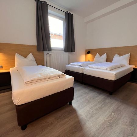 24Seven Apartments - Self Check-In Altdorf  Eksteriør billede