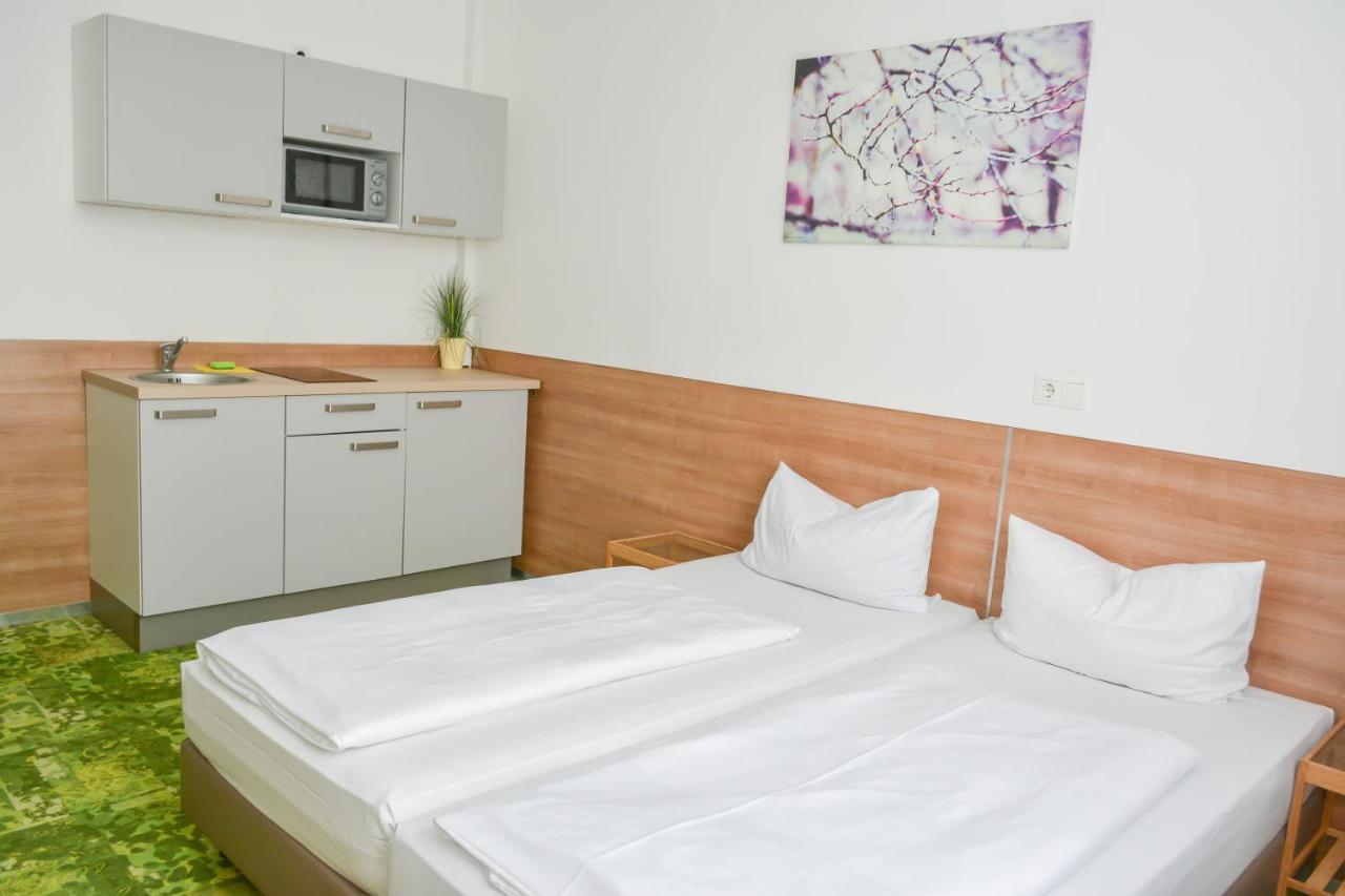 24Seven Apartments - Self Check-In Altdorf  Eksteriør billede