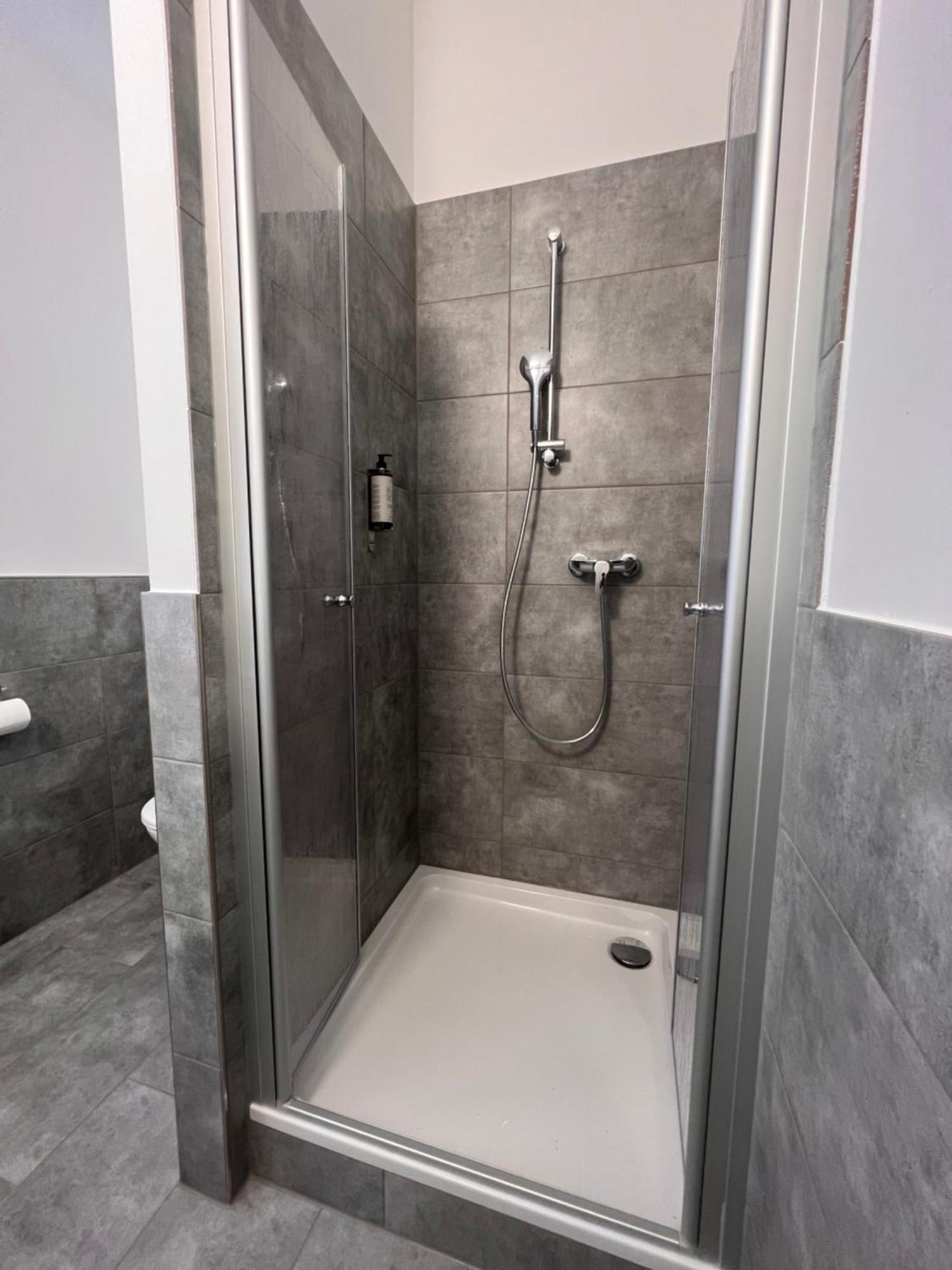 24Seven Apartments - Self Check-In Altdorf  Eksteriør billede