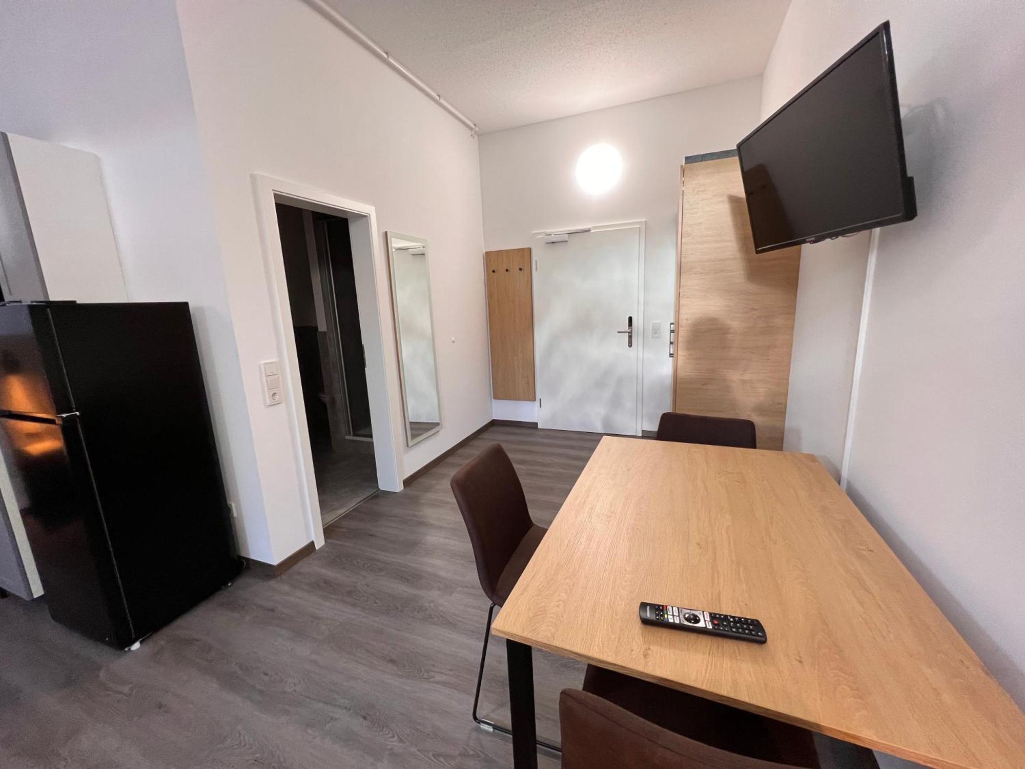 24Seven Apartments - Self Check-In Altdorf  Eksteriør billede